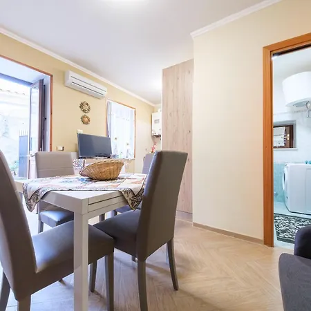 Casa Domenico Διαμέρισμα Μεσίνα